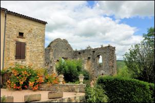 Ruines du château du co-Seigneur de Bélaye